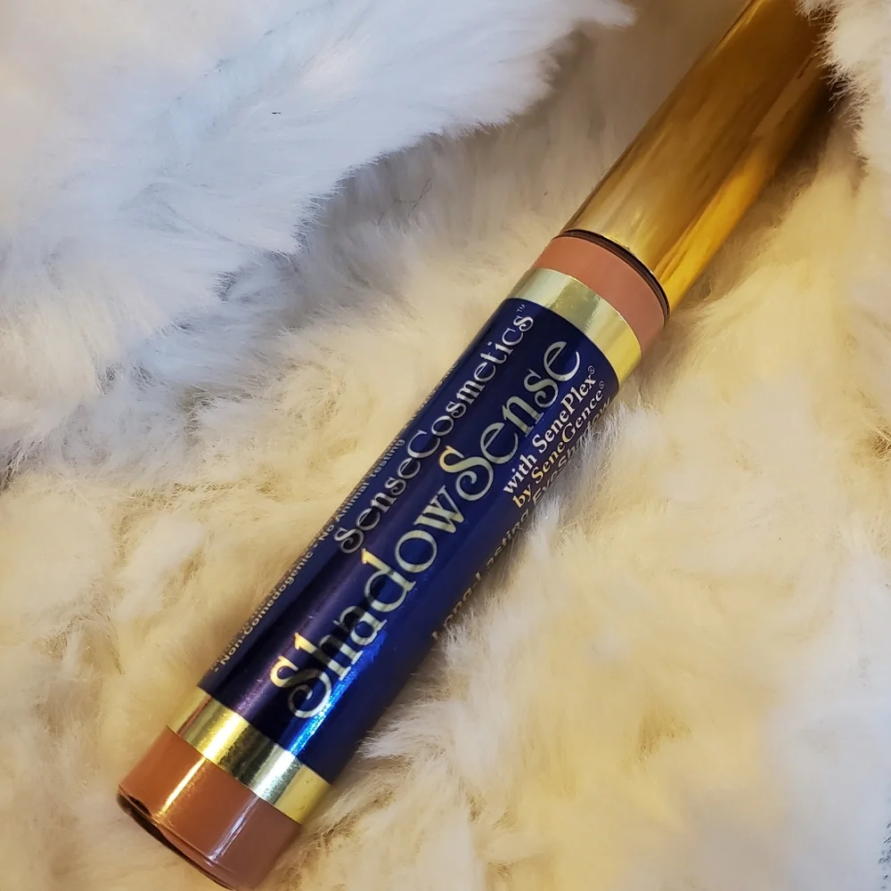 SeneGence shadowsense long